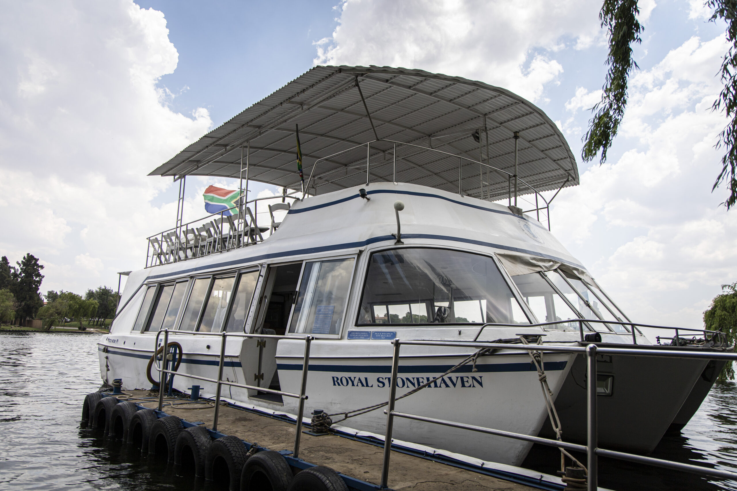 Boat Cruises Stonehaven On Vaal